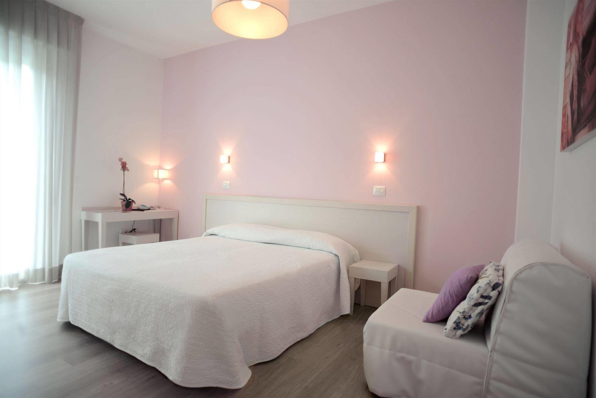 Maree Hotel Cesena Bagian luar foto